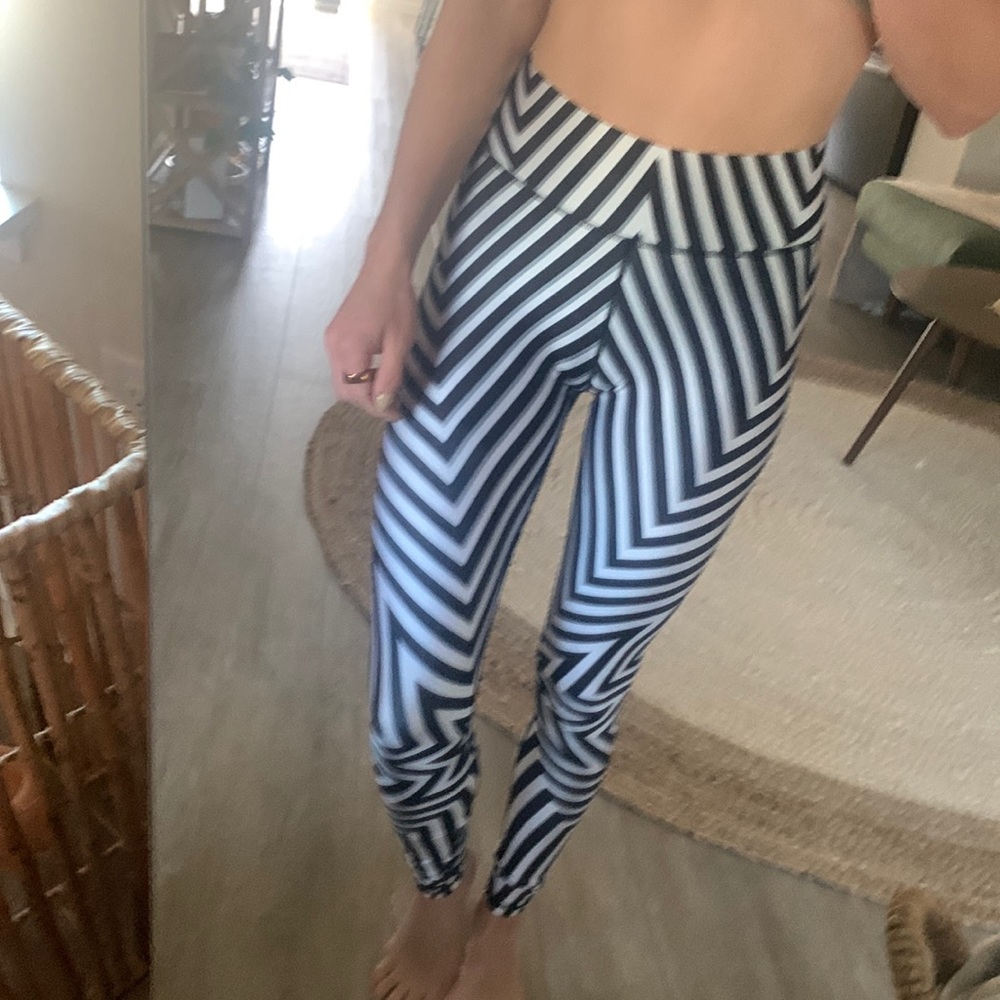 No tags but never worn, Terez athletic pants.